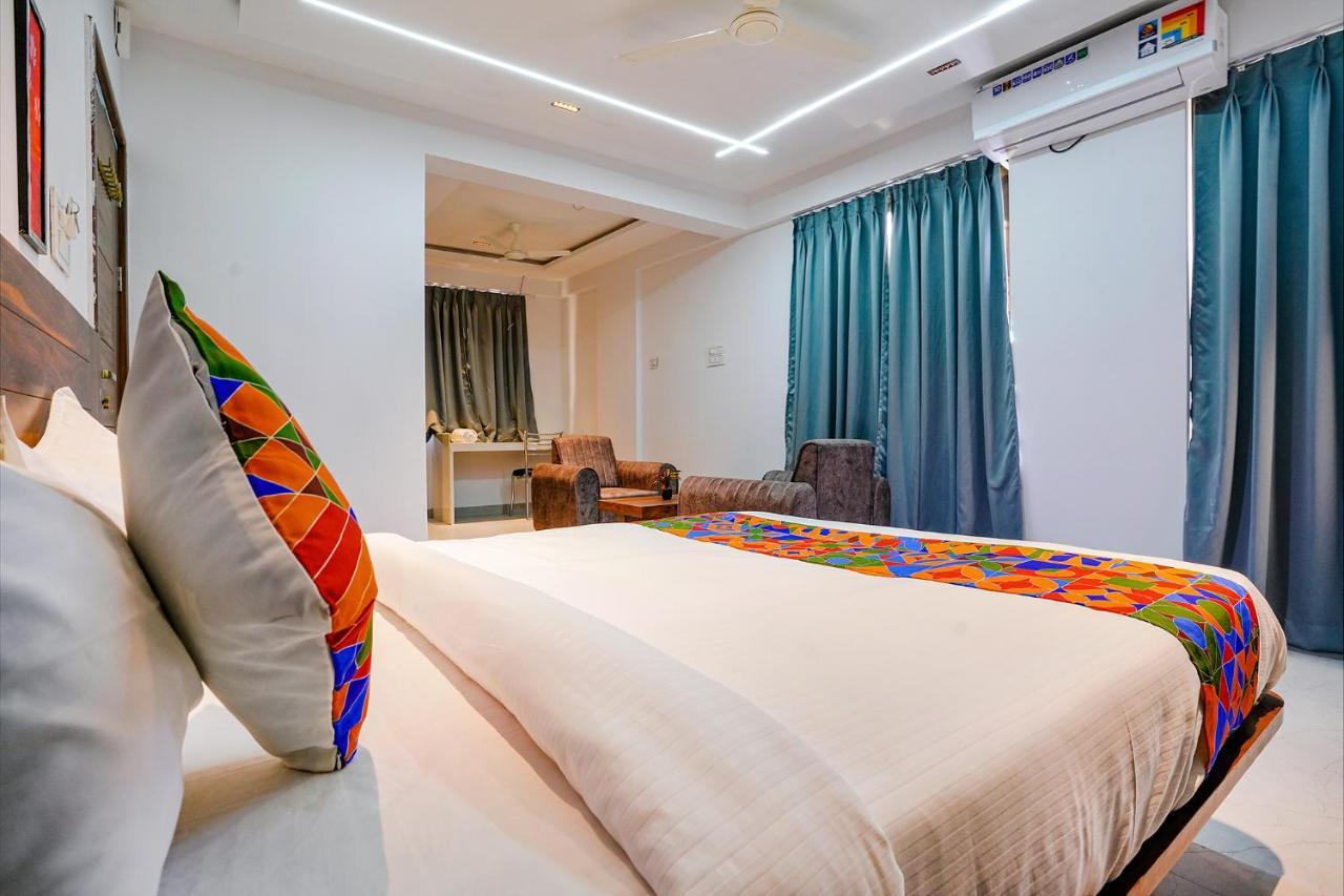 Fabhotel Crystal Inn - Nr Suvarndeep Chowk Pimpri-Chinchwad Екстер'єр фото