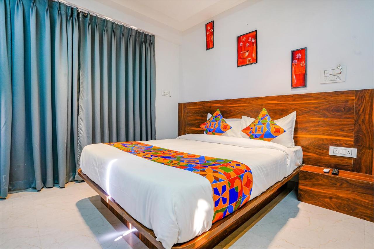 Fabhotel Crystal Inn - Nr Suvarndeep Chowk Pimpri-Chinchwad Екстер'єр фото