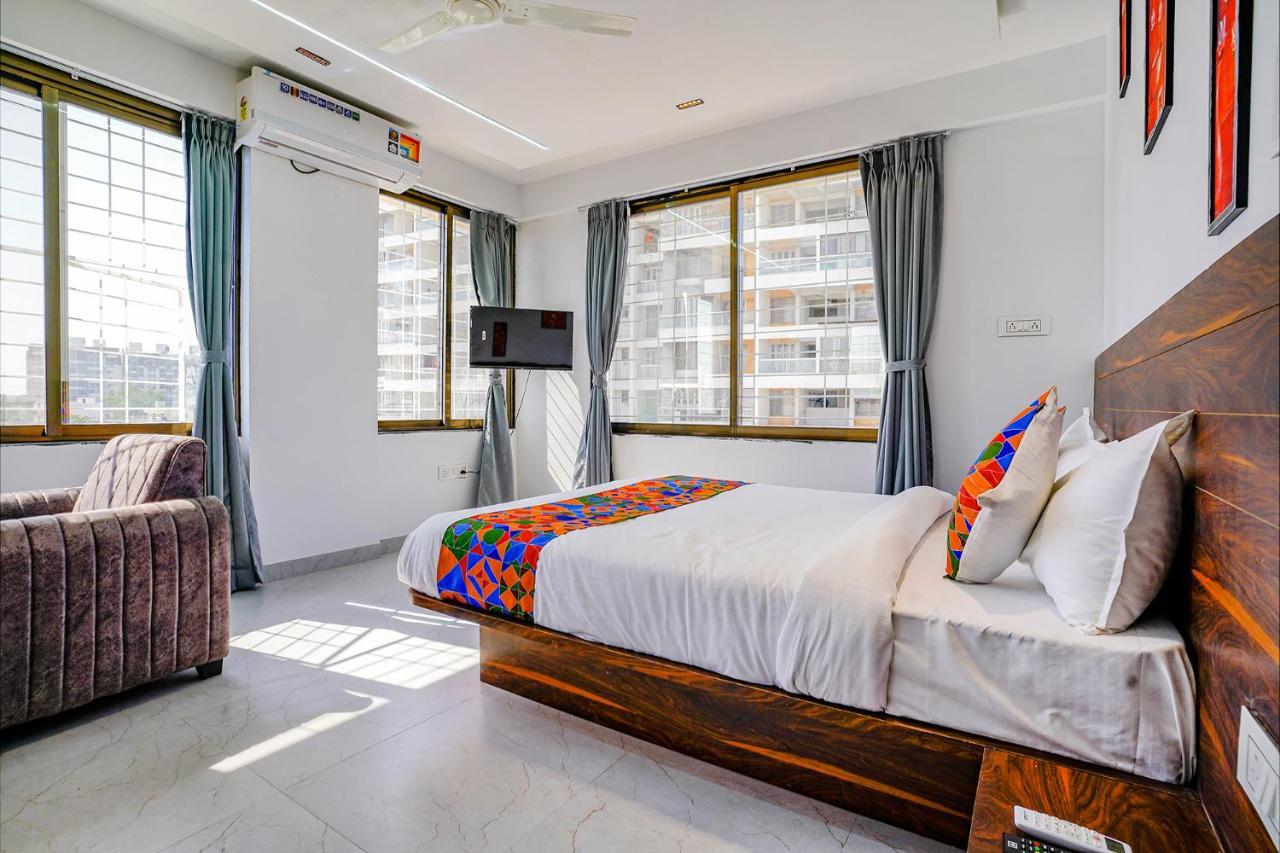 Fabhotel Crystal Inn - Nr Suvarndeep Chowk Pimpri-Chinchwad Екстер'єр фото
