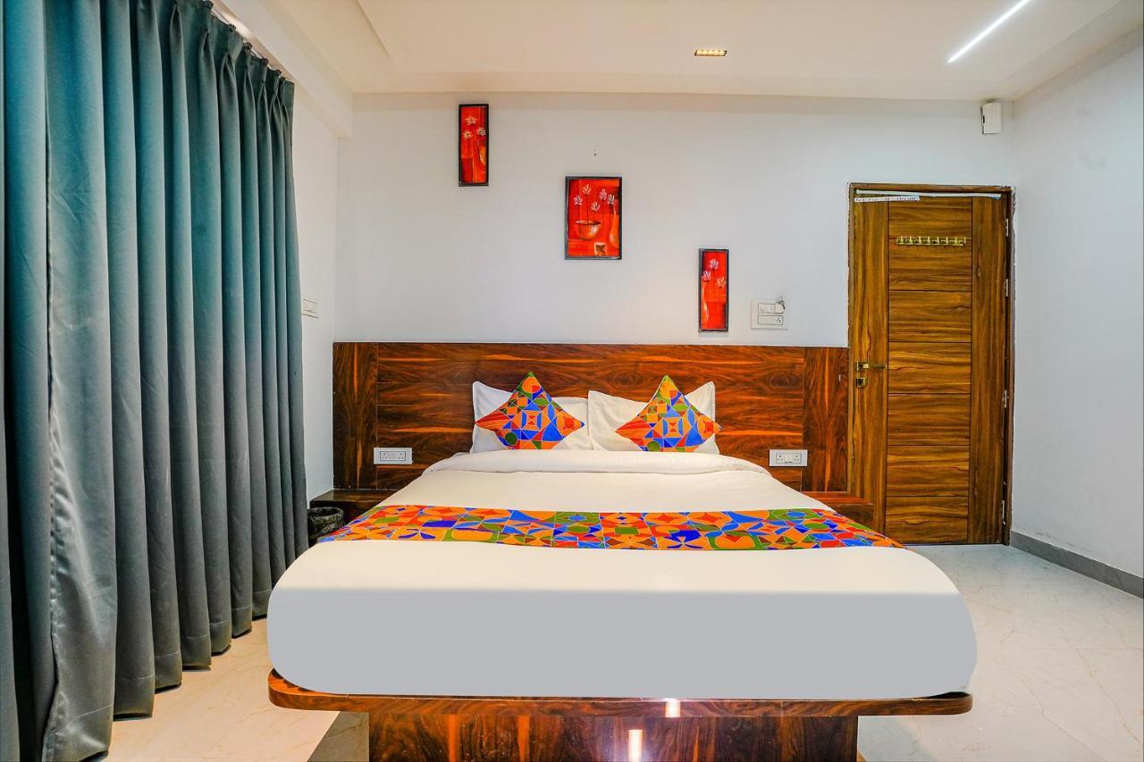Fabhotel Crystal Inn - Nr Suvarndeep Chowk Pimpri-Chinchwad Екстер'єр фото